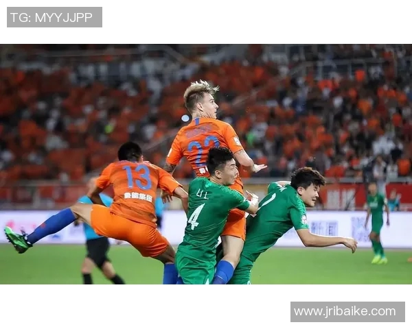 武汉足球队战术引发热议球迷与专家观点大碰撞